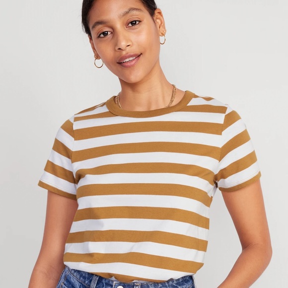 NWT OLD NAVY EveryWear Striped T-Shirt Color: Earth Brown Stripe - Picture 2 of 5
